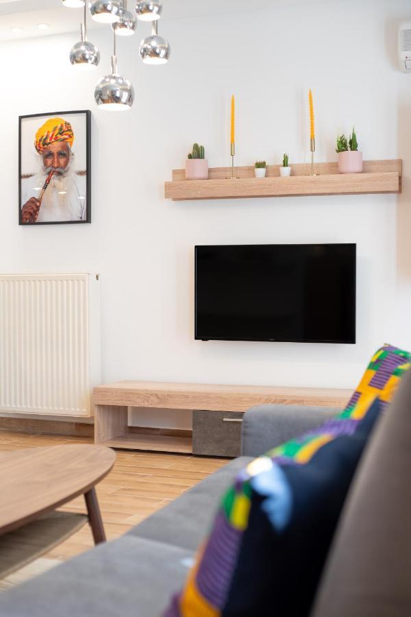 Modern Apartment, Short Walk To Acropolis Sites Aten Exteriör bild